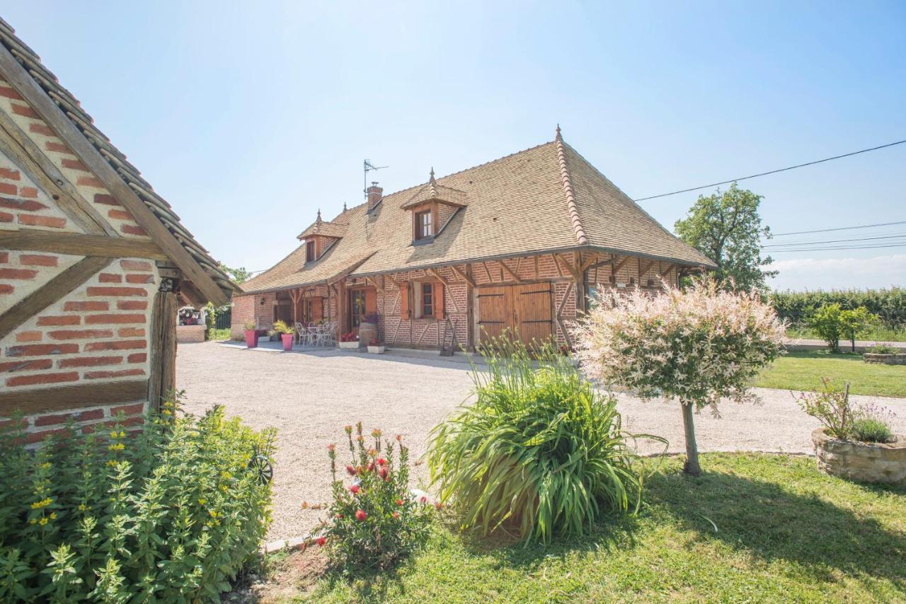 La Maison Du Bonheur Saint-Martin-en-Bresse